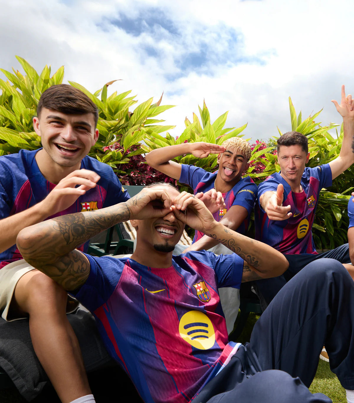 Barcelona 25/26 (Home) – Lamine Yamal